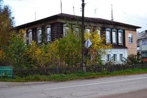 Дом краснодеревщика Богомолова (Верхнеуральск)