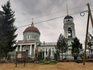 Церковь апостолов Петра и Павла (Сомино)
