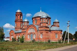 Церковь Воскресения Христова (Серповое)