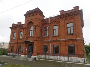 Здание гостиницы (Троицк)