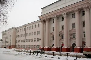 Здание сельхозинститута (Уссурийск)