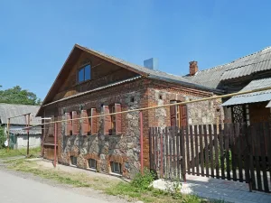 Дом дворян Поляковых с флигелем (Порхов)