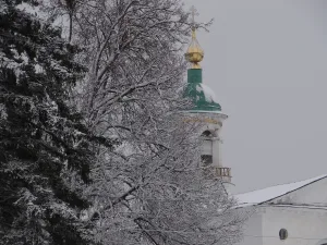 Церковь Воздвижения Креста Господня с криптой (Снегирёво)