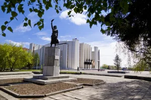 Памятник Наташе Аргентовской
