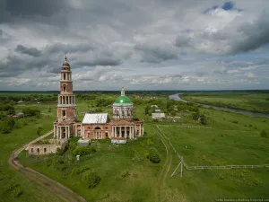 Церковь Рождества Пресвятой Богородицы, Перевлес