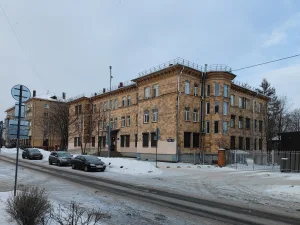 Здание поликлиники (Петрозаводск)