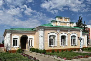 Здание церковно-приходской школы (Тюкалинск)