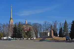 Памятник И.В. Мичурину (Мичуринск)