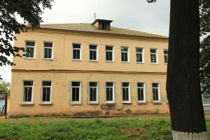 Здание для классов и квартир служащих при Коломенской низшей ремесленной школе имени братьев Шаниных (Коломна)