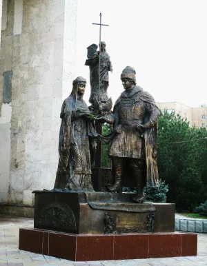 Памятник князю Петру и княгине Февронии (Батайск)