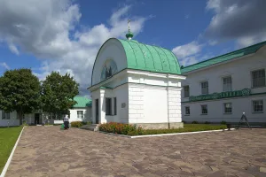 Часовня на месте явления Святой Троицы преподобному Александру Свирскому (Старая Слобода)