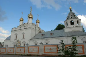 Храм Введения Пресвятой Богородицы (Петропавловский монастырь, Брянск)