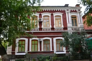 Жилой дом с магазином купца Мишнина А.П. (Центральный район)