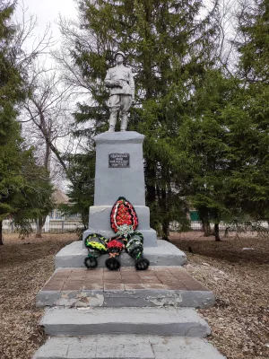 Памятник Герою Советского Союза И.А. Пожарскому (Ардатов)