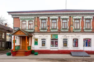 Жилой дом с торговыми помещениями (Ветлуга)