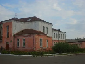 Здание двухклассного городского училища (Тюкалинск)