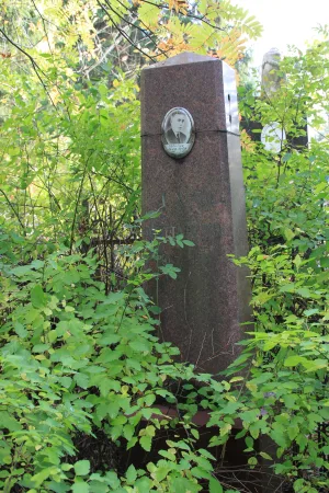 Могила Гуттари Т.О. (Леа Хело) (1907−1953), поэта (Петрозаводск)