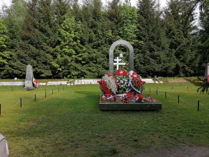 Кладбище советских воинов, погибших в годы Великой Отечественной войны