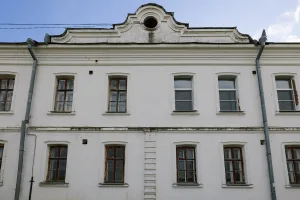 Главный дом богадельни Шишкиных (Суздаль)