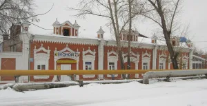 Склады Мыльникова с оградой (Шадринск)