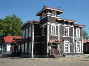 Здание вокзала (Боровичи)
