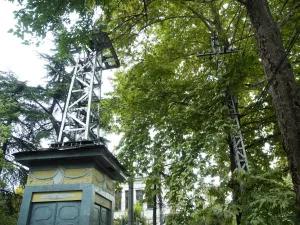 Трансформаторная подстанция и электрические столбы (Симферополь)
