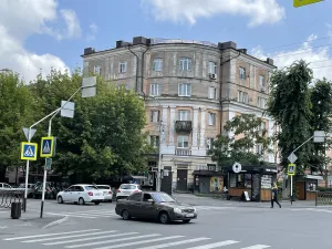Дом 4 на улице Маркуса/ Дом 34 на улице Джанаева/ Дом 33 на улице Тамаева