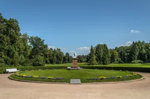 Братская могила рабочих и красногвардейцев, погибших в 1919 году (Павловск)