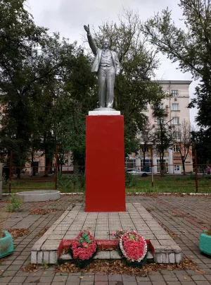 Памятник В.И. Ленину «Призывающий вождь» (Балашиха)