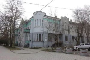 Дом Нахшунова