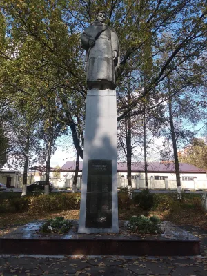 Памятник-монумент воинам, погибшим в годы Великой Отечественной войны (Йошкар-Ола)
