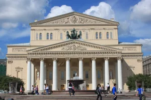 Театральная площадь