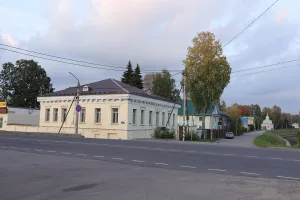 Жилой дом (Тихвин)