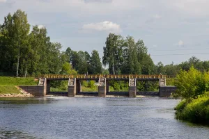Тихвинский шлюз (Тихвин)