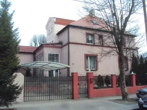 Улица Энгельса 36