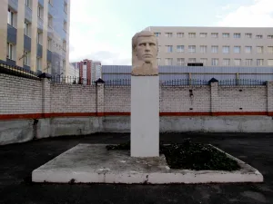Памятник С.М. Цвиллингу (Челябинск)