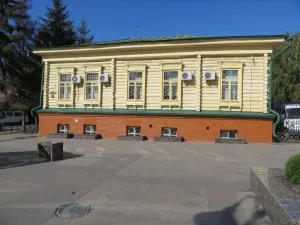 Дом И. Мельникова (Омск)