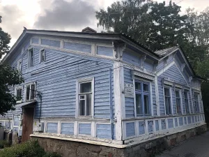 Жилой дом богослова А.Л. Катанского (Гатчина)
