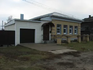 Дом, в котором родился и до 1930 г. жил и работал художник-миниатюрист А.Ф. Котягин (1882-1943) (Мстёра)
