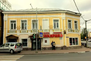 Жилой дом с магазином (Переславль-Залесский)