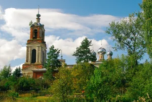 Никольская церковь с иконостасом и живописью (Николо-Ям)