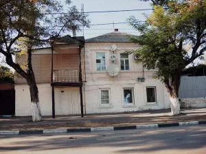 Здание бакалейного магазина Пономарева