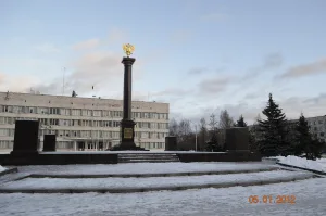 Стела «Город воинской славы» (Тихвин)