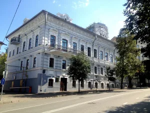 Дом, в котором с 1929 по 1950 год жил заслуженный артист РСФСР Зайни Султанов (Казань)