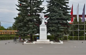 Памятник В.И. Ленину (Родники)