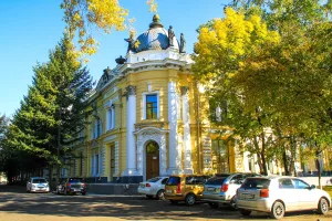 улица Богдана Хмельницкого 1