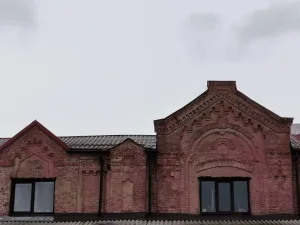 Торговые ряды (Красный Холм)