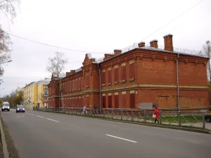 Казарма Офицерской стрелковой школы (Ломоносов)