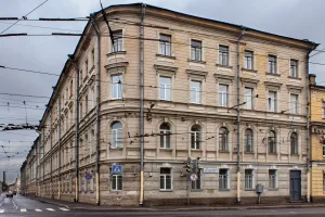 Корпус квартир офицеров (угловой)
