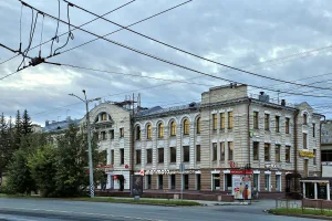 Главный корпус (Омск)